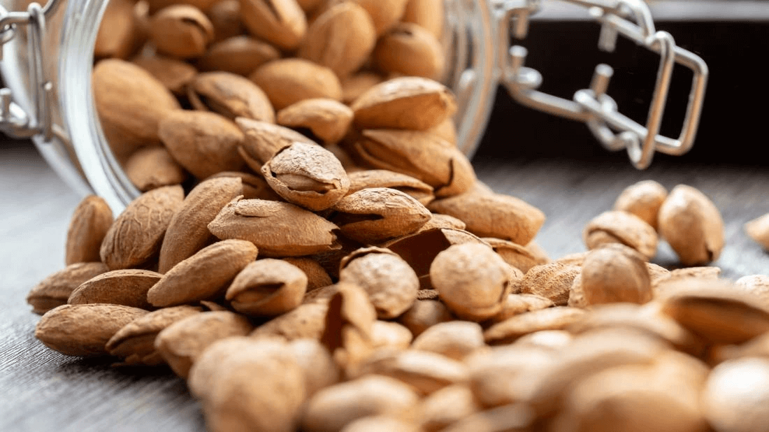 Almond nuts